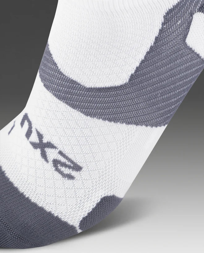 2XU Vectr Light Cushion No Show Socks