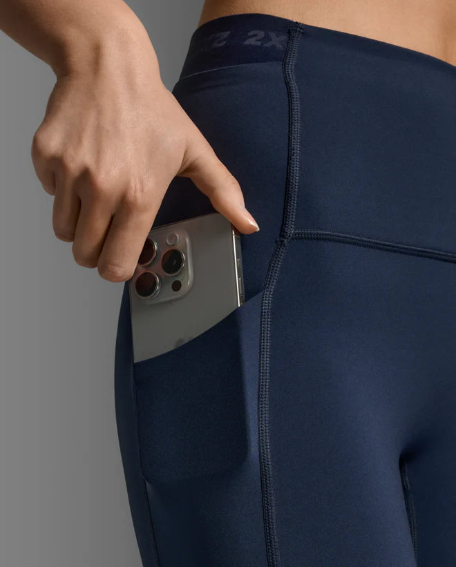 2XU Form Stash Hi-Rise Compression Tights with Pockets